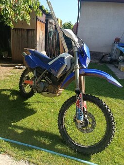 Yamaha TT600 - 3