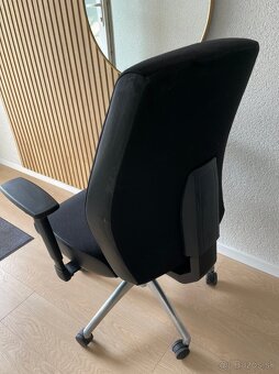 KANCELÁRSKA STOLIČKA ERGONOMICKÁ / KANCELÁRSKE KRESLO - 3