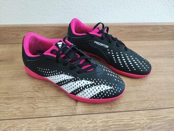 halovky adidas PREDATOR ACCURACY vel. 36 2/3 - 3