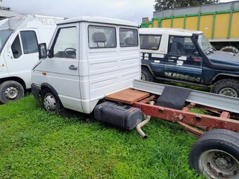 Iveco Daily 49,10 76kw 2,8TD sklapac - 3