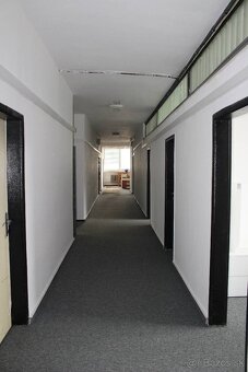 Na prenájom kancelárie s parkovaním v Žiline 12m2-89m2/9€m2 - 3