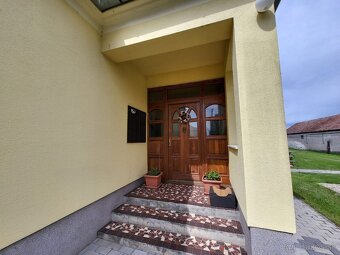 Dunakiliti – Rekonštruovaný dom a garzónka na veľkom pozemku - 3