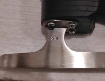 Predám dievčenské ľadové korčule č.32 - 3