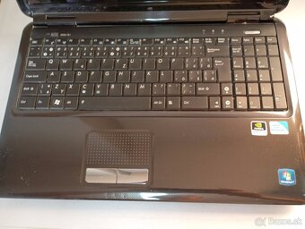 predám notebook ASUS K50I , WINDOWS 7 , NVIDIA GT320M - 3