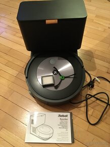Robotický vysávač iRobot Roomba j7+ - 3