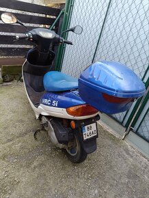 skuter Xinling VRC 5i,
50ccm 4takt , s SPZ - 3