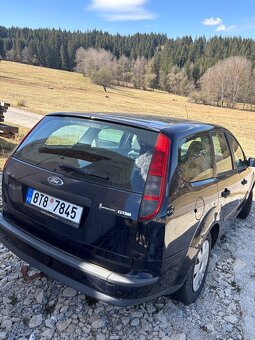 Rozpredam Ford Focus 1.6 TDCi Kombi - 3