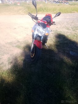 Suzuki gsr 600 - 3