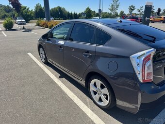 Na predaj Toyota Prius 2013 - 3
