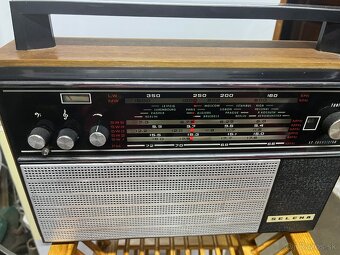 SELENA B 211 - 3
