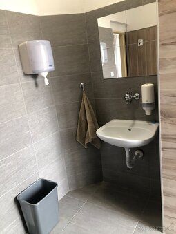 Voľné priestory na prenájom v centre Galanty - 4 kancelárie - 3