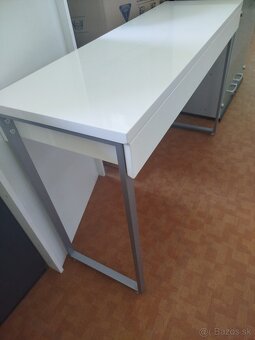 Kozmetický stolík - 3