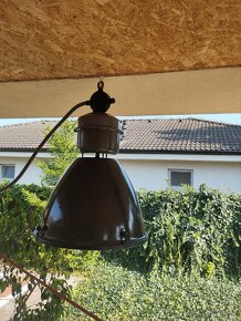 Predam: Priemyselne svietidlo , vyrobene pred rokom 89 - 3