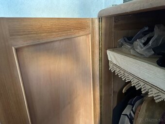 Predám starožitné skrine 90r čerešnový masív - 3