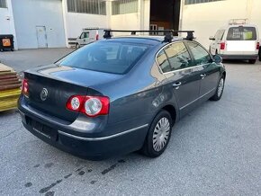 Volkswagen Passat B6 2.0tdi - 3