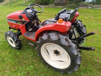 Mitsubishi MT 185 - 3