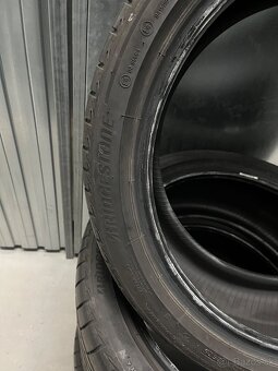 225/40 R18 letne bridgestone - 3
