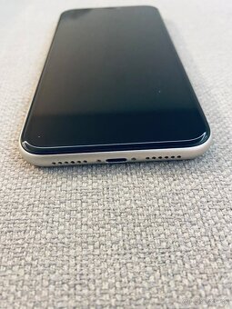 iPhone 11 64 GB White - 3