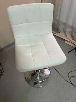 Barova stolička - 3