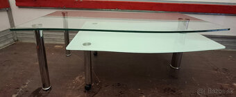 Predam konferencny skleneny stolik - 3