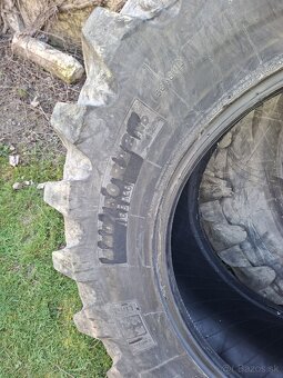 Predám pneumatiky 440x80 R28 Michelin - 3