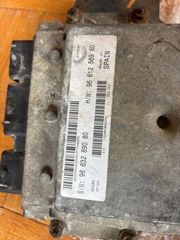Riadiaca jednotka motora (sada) 2.2 HDI - 3