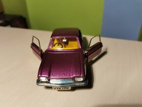 Dinky toys Ford Capri - 3
