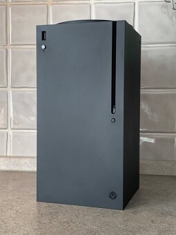 Xbox Series X 1TB + 2 ovládače + 6 hier - 3