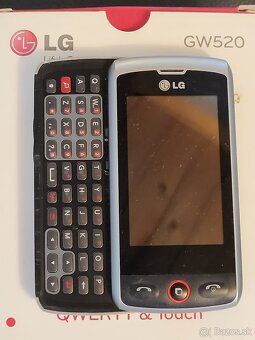 Predám mobil LG GW520 - 3