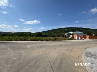 RADO | Stavebný pozemok na predaj 624m2 | Trenčín - Zlatovce - 3