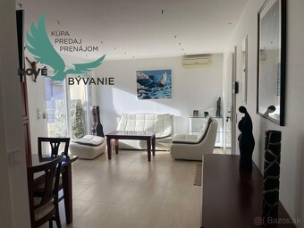 Na predaj apartmán len 50m od mora s výhľadom na more v Chor - 3