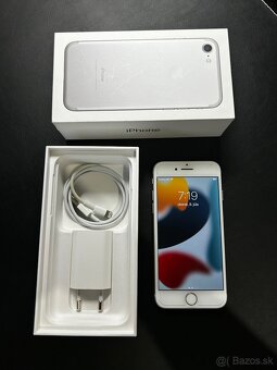 iPhone 7 Silver 32GB - 3