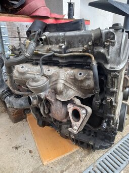 Predám motor Honda Accord 2.2 - 3