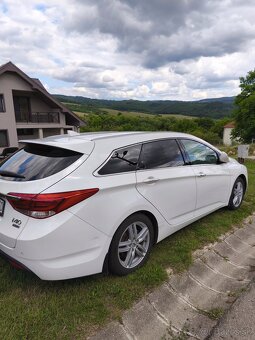 Hyundai i40 CRDi (combi) 1.7 diesel 104kW - 3