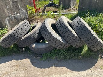 295 80 R22,5 - 3