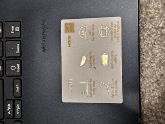 Asus notebook - 3