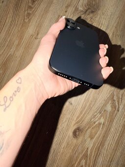 Predám iPhone 16 128gb - 3