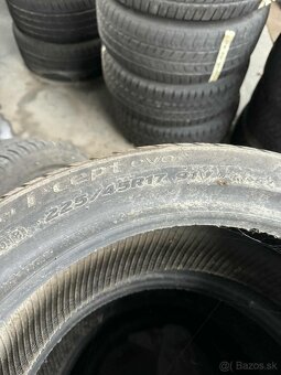 225/45R17 Hankook - 3