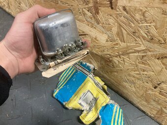 Regulátor wartburg, trabant - 3