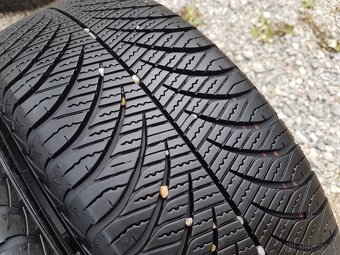 185/60 r15 celoročné pneumatiky 2ks Goodyear DOT2021 - 3