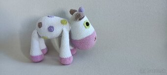 Háčkovaná hračka - ružová kravička - 3