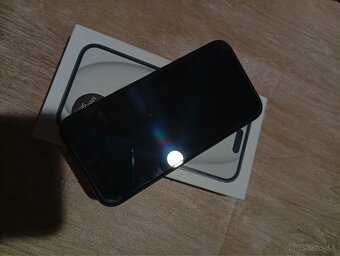 Predám iPhone 15 128 GB - 3