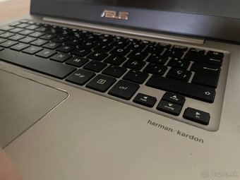 Asus Zenbook 14" - 3