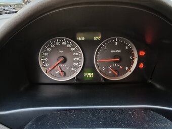 Volvo V50 - 3