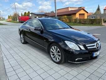 Mercedes E220 cdi kupé 2011 - 3