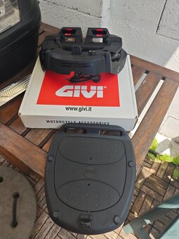 Kufor Givi 47L - 3