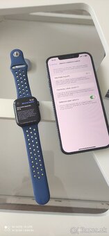 Apple iPhone 12 Pro Max/Apple Watch 7 - 3