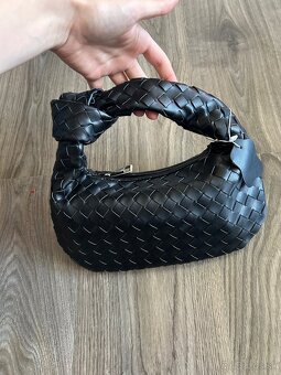 Čierna uzlikova kabelka - 3