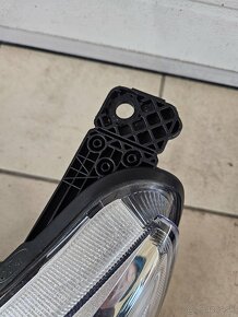 Svetlo Ford Focus MK4 - 3