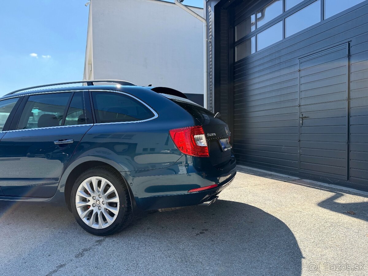 Škoda Superb 2.0TDi DSG Kombi - 4
